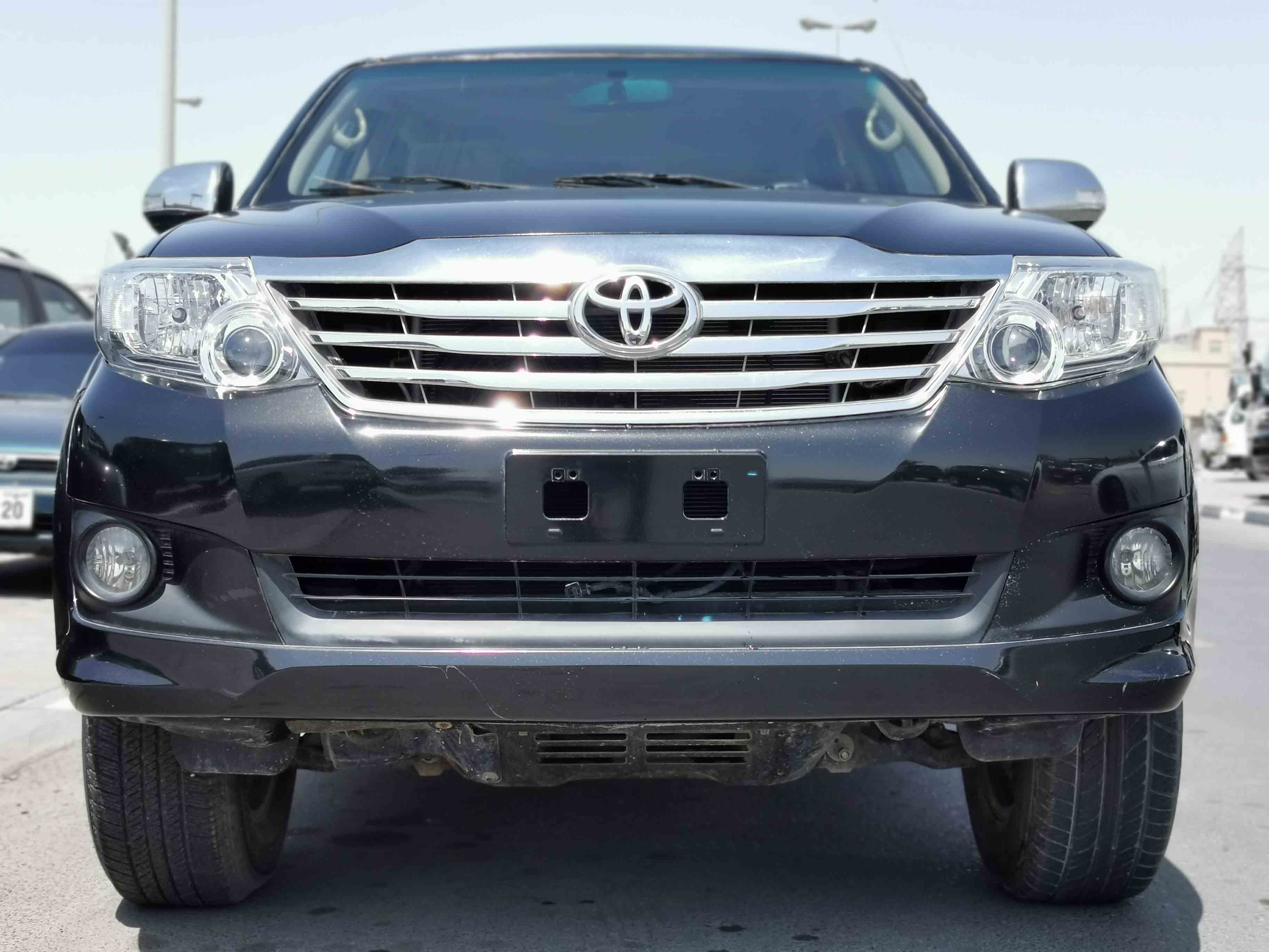 Toyota dubai fortuner